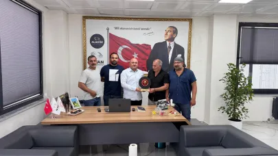 Boksörlerden Eray Coşar’a Anlamlı Ziyaret