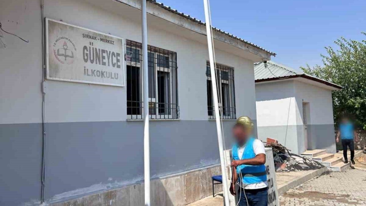 Şırnak’ta köy okulu yükümlüler eliyle yenilendi