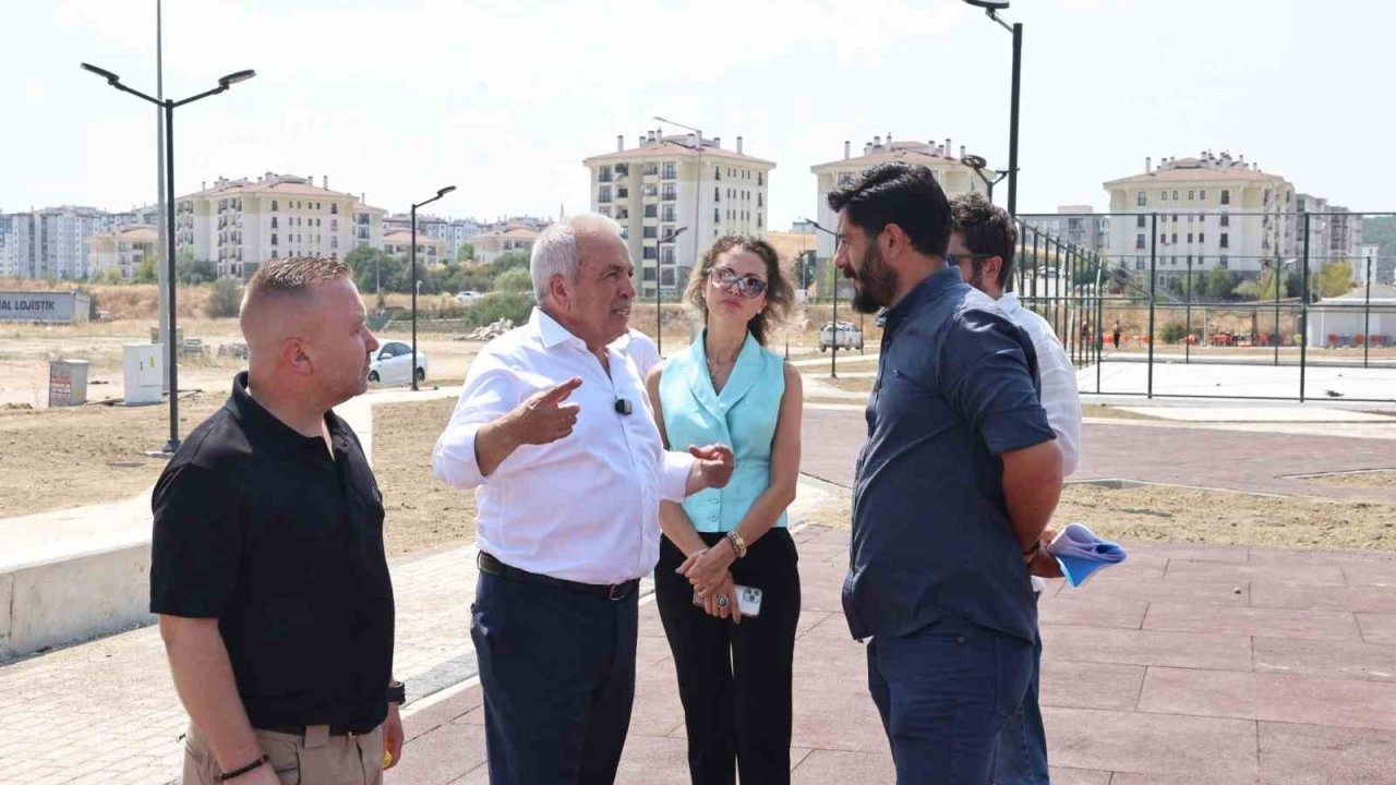 Balkan Mahallesi’ndeki park açılış için gün sayıyor