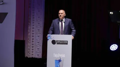 Bakan Yardımcısı Sayan, "Alnım ak, başım dik, kimseye veremeyeceğim hesap, ispat edemeyeceğimiz bir şey yok"