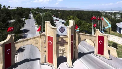 Bilimin ve yeniliğin merkezi Atatürk Üniversitesi, yeni yol arkadaşlarını bekliyor