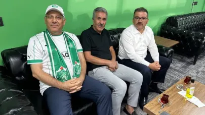 Rektör Gürel, Maça Formasıyla Geldi