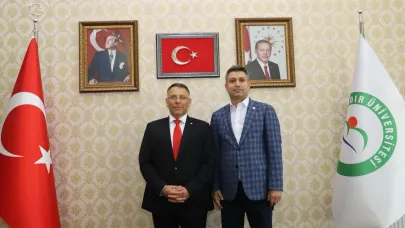 Eğitim-Bir-Sen'den Rektör Gürel'e Destek: "Asılsız İddiaları Kınıyoruz"