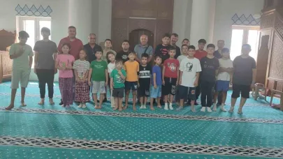 Kur’an kursu öğrencileri şehit teğmen için Kur’an-ı Kerim tilaveti yaptı