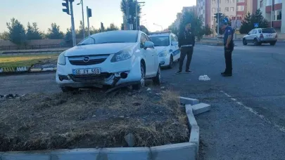 Direksiyon başında kalp krizi geçiren sürücü hayatını kaybetti