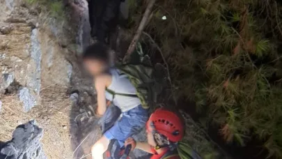 Alanya Kalesi’nde doğa fotoğrafı çekmek isterken mahsur kaldılar