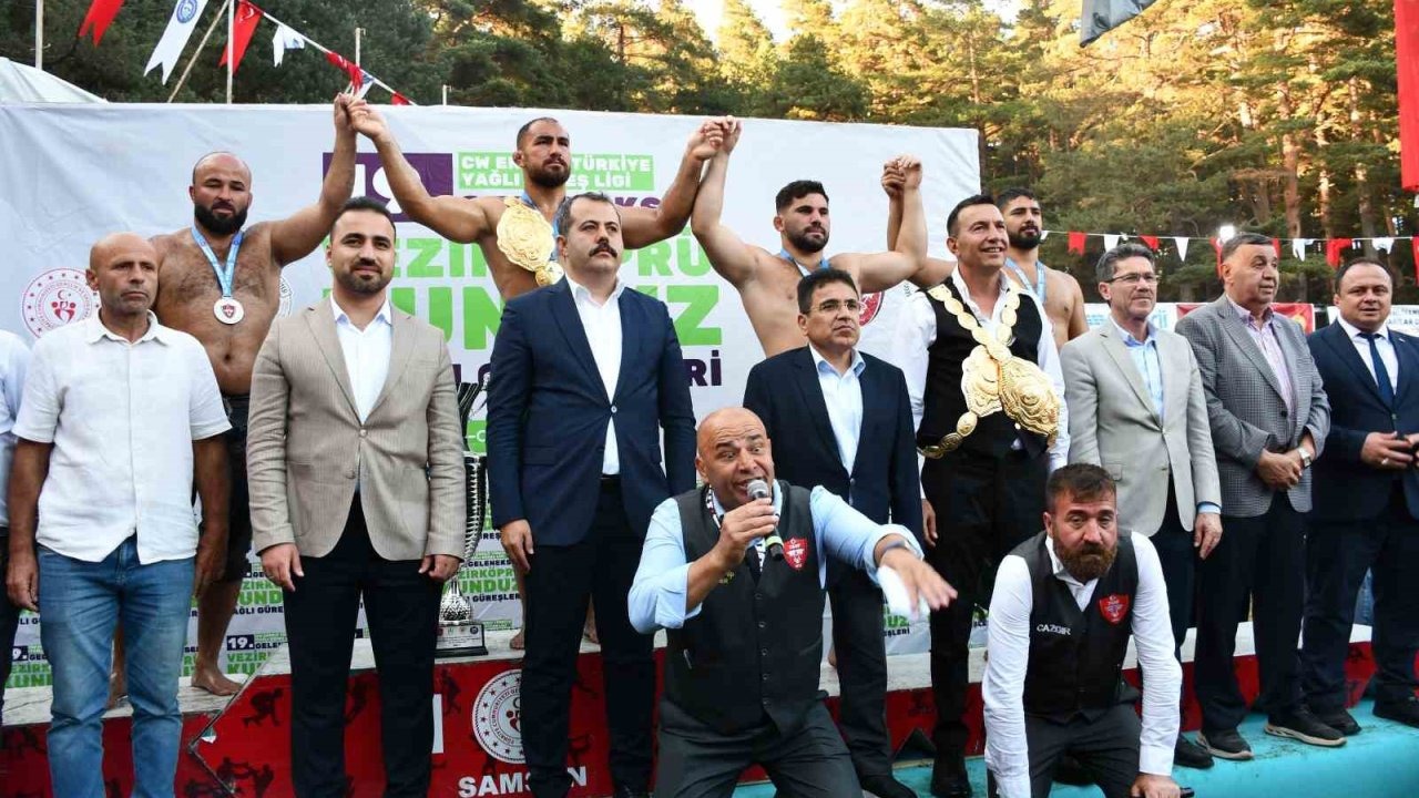 Kunduz’da Başpehlivan Feyzullah Öztürk
