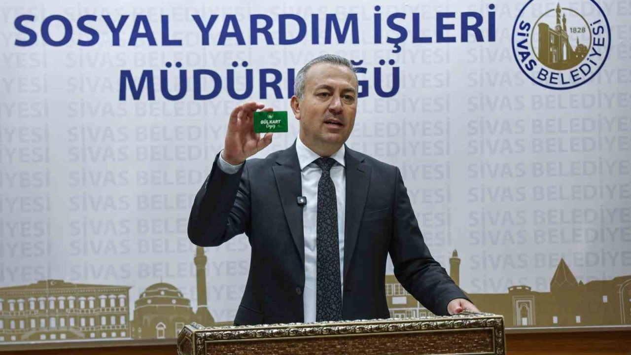 Sivas Belediyesi’nin evlenecek çiftlere desteği devam ediyor