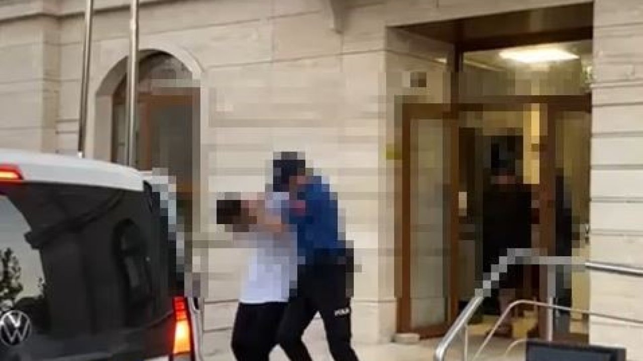 Esenyurt’ta sokak ortasında silahlı sopalı kavgada 2 şüpheli yakalandı