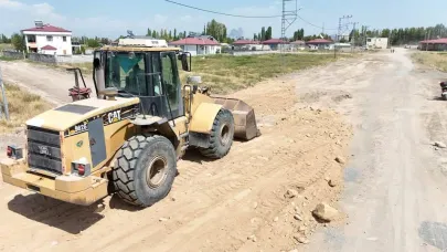 Iğdır Belediyesi’nden Özgür Mahallesi’nde Yol Çalışması