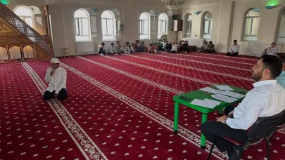 Gürpınar ilçesinde yaz Kur’an kurslarında çifte yarışma heyecanı
