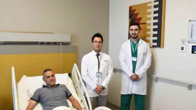 Böbreğinden 100’e yakın taş çıktı