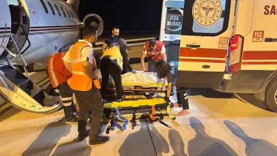 Ağrı’da kazada yaralanan çocuk ambulans uçakla Ankara’ya sevk edildi
