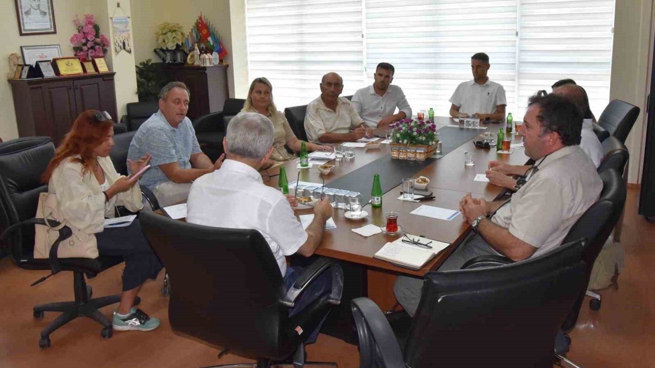 Aydın’da kuru incir rekoltesi değerlendirme toplantısı yapıldı