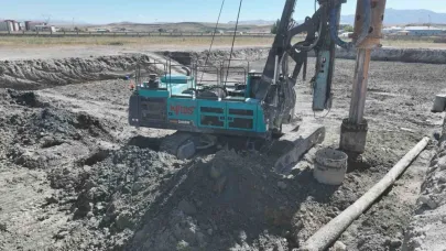 Ağrı İl Özel İdaresinin yeni hizmet binası için çalışmalar başladı