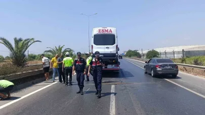 Öğrenci servisi otel servisine arkadan çarptı: 6 yaralı