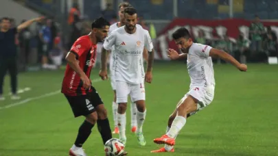 Trendyol Süper Lig: Gençlerbirliği: 0 - Antalyaspor: 0 (ilk yarı)