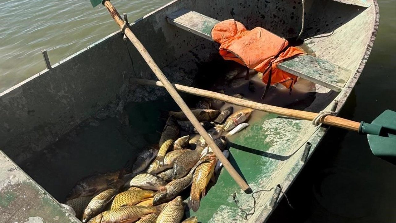 Van’da kaçak balık avlayan 2 kişiye 25 bin lira ceza