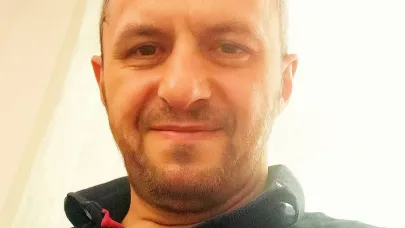 Ampul değiştirmek için çıktığı direkten düşerek hayatını kaybetti
