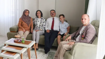 Vali Turan’dan Gazimize Anlamlı Ziyaret