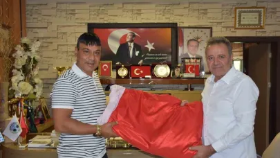 Sönmez’den Tortum Belediye Başkanı Yiğider’e ziyaret