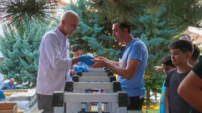 Kibar Feyzo filmi Keçiören’de açık hava sinemasında gösterimdeydi