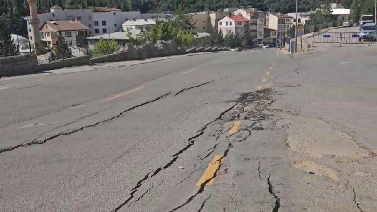 İspir’de heyelan: 70 ev boşaltıldı