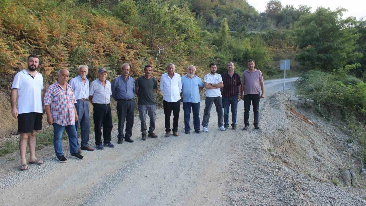 Sinop’ta selde yıkılan yol 4 yıldır yapılmadı: Köylüler yetkililere seslendi