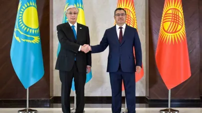 Kazakistan Cumhurbaşkanı Tokayev’den Kırgız mevkidaşı Caparov’a "Altın Kartal" devlet nişanı