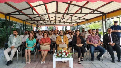 Van Büyükşehir Belediyesi, dijital gençlik merkezinin kapılarını hizmete açtı