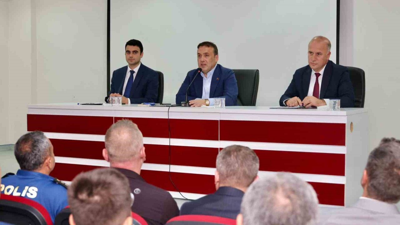 Köy ve mahallelerin sorunları masaya yatırıldı