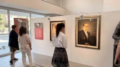 İş Sanat, Anadolu Sergileri ile Büyük Zafer’in 103. yıldönümünde Kocatepe’de