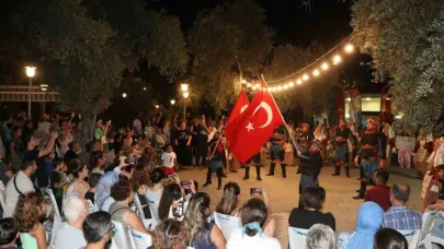 Söke’de Halk Dansları Buluşması renkli görüntülere sahne oldu