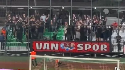Van Spor FK Taraftarı Tribünü Neden Boşalttı?