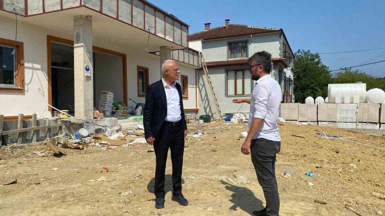 Gençlik ve Spor Müdürü Akçakoca’da ki tesisleri inceledi