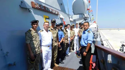 TCG Kınalıada’dan Bingazi’ye liman ziyareti