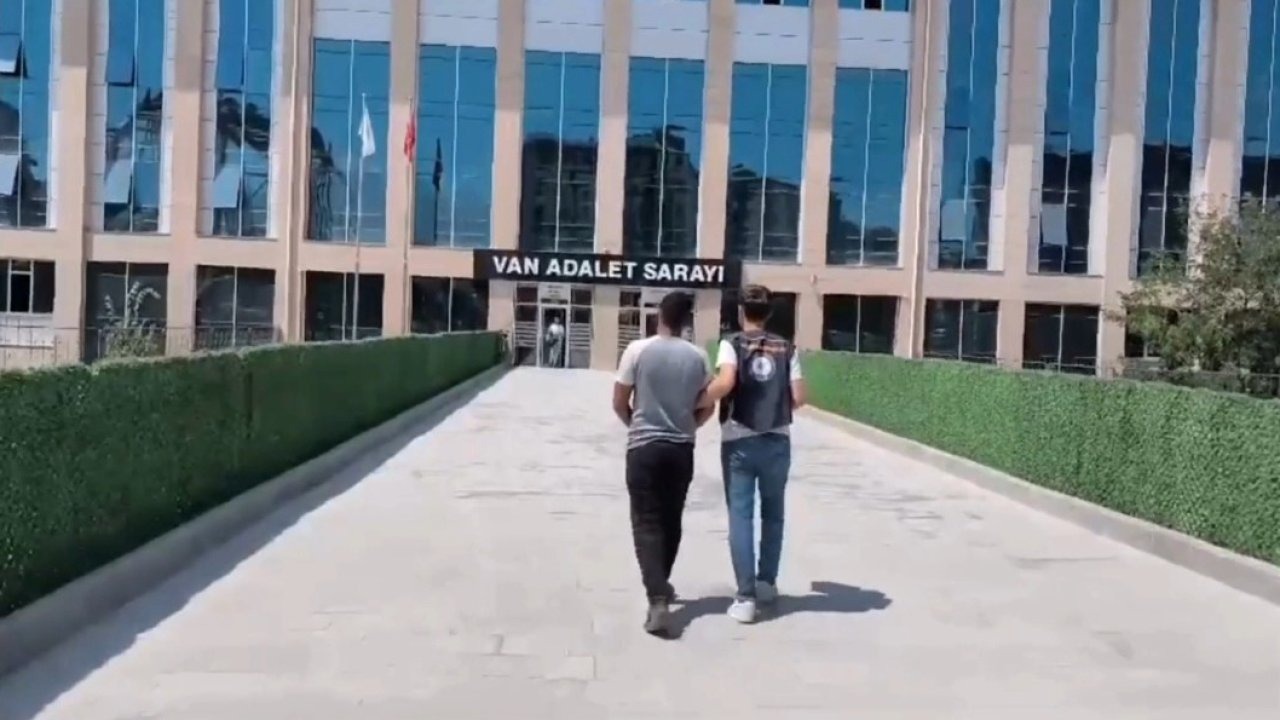 Van’da 3 organizatör tutuklandı
