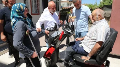 Başkan Çolakbayrakdar: "Her bir hemşehrimizin hayatına değer katmak için çalışıyoruz"