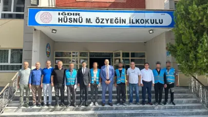 Mahkûmlar Okulları Boyuyor