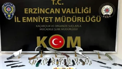 Erzincan’da tarihi eser niteliğinde bıçaklar ve fişekler ele geçirildi