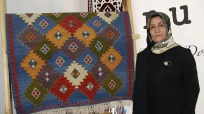 Van kilim motifleri hediyelik eşyalara yansıtıldı