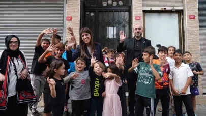 AK Parti İstanbul Milletvekili Derya Ayaydın Fatih’te vatandaşlarla buluştu