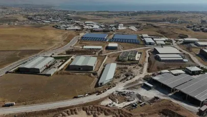 Van OSB bölgenin tekstil kenti olma yolunda ilerliyor