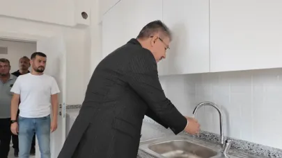 Ömürlük konutlar depremzedelere teslim edildi