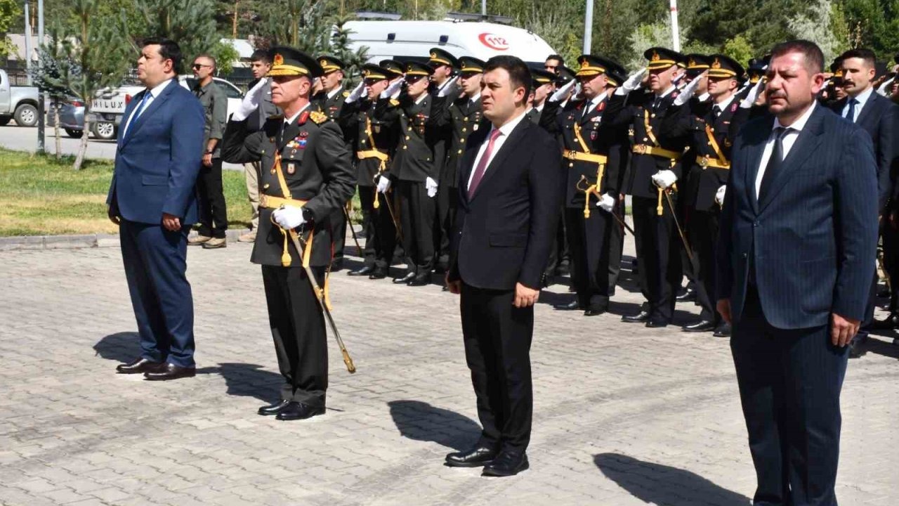 Patnos’ta 30 Ağustos Zafer Bayramı törenle kutlandı