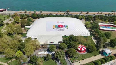 600 çocuk aynı anda oynayabiliyor: Türkiye’nin en büyük kapalı şişme oyun parkı Samsun’da açıldı