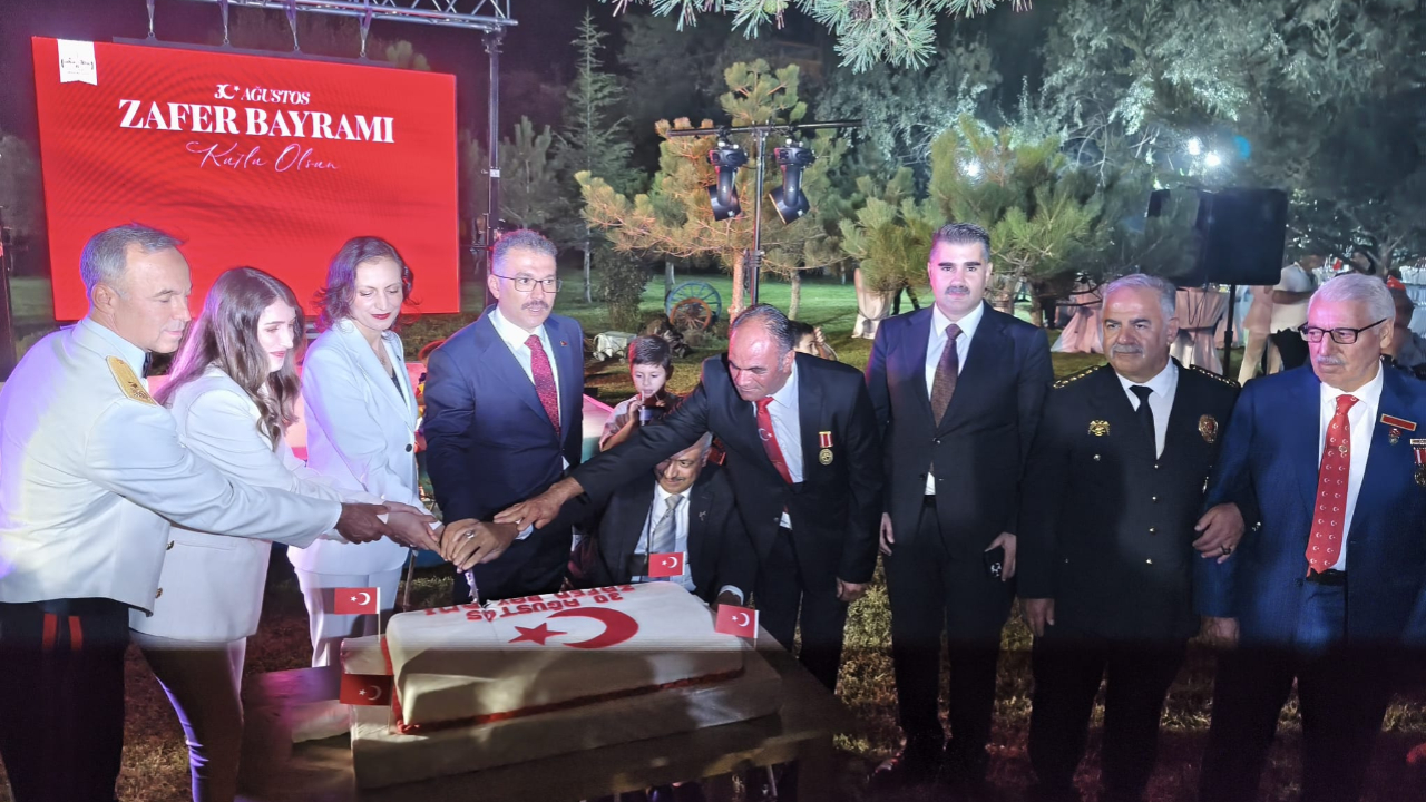 Iğdır’da 30 Ağustos Resepsiyonu Düzenlendi