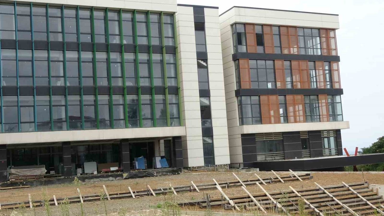 Yaklaşık 9 yıl önce ihalesi yapılmıştı  bu yılsonunda projesinin tamamlanması hedefleniyor
