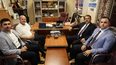 Vali Ercan Turan’dan Yeşil Iğdır Gazetesi’ne 70. Yıl Tebriği