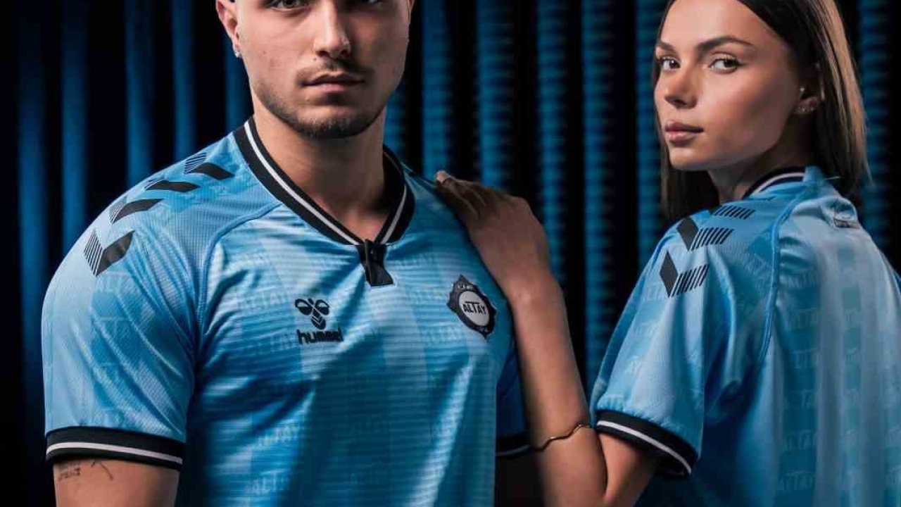 Altay, yeni sezon formalarını tanıttı